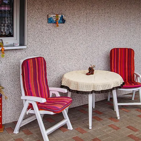 1 Bedroom Stunning Home In Loecknitz 펜션 Locknitz